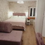 Garma 公寓 斯拉汀