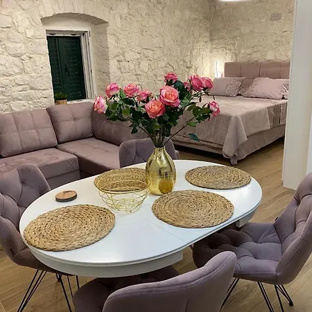 Garma Apartmán Slatine