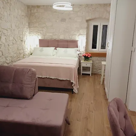 Garma Apartmán Slatine